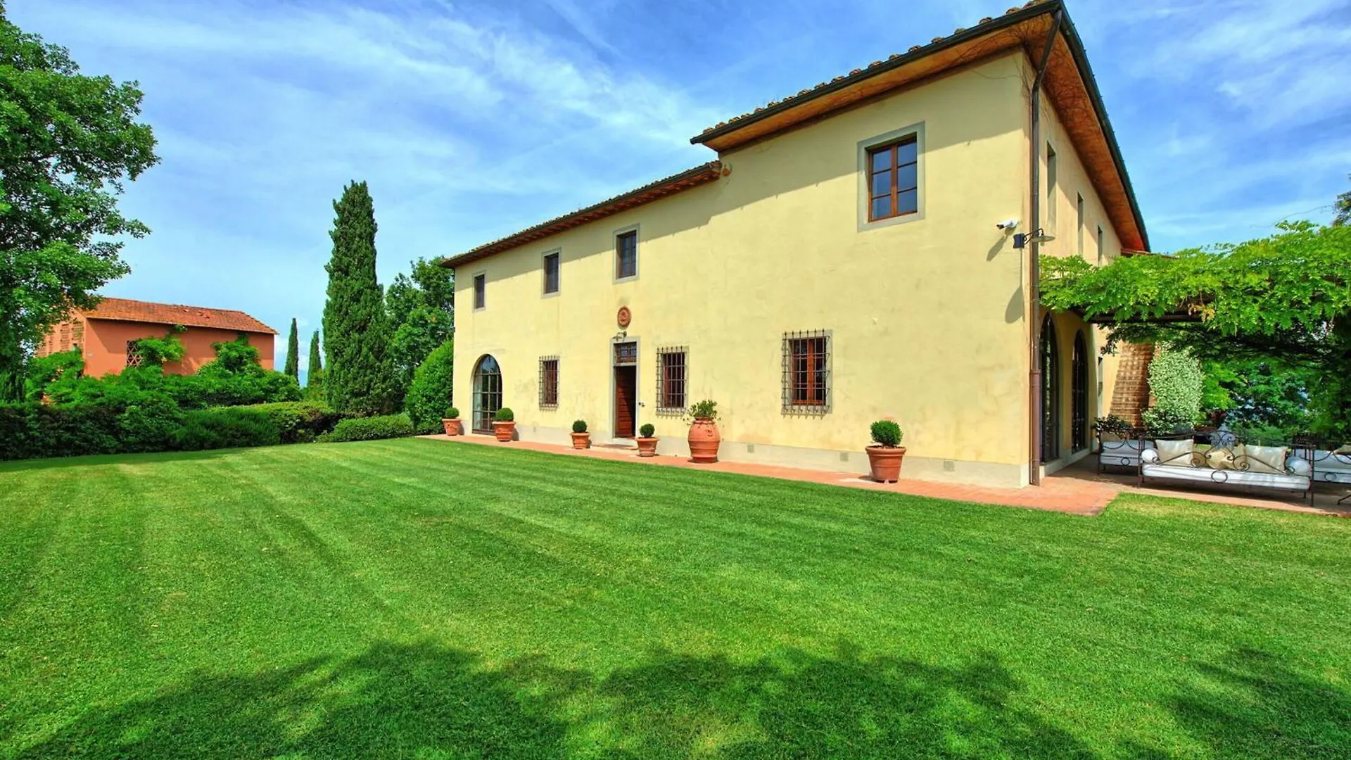 Villa Torribina By Mmega Cerreto Guidi 0*,